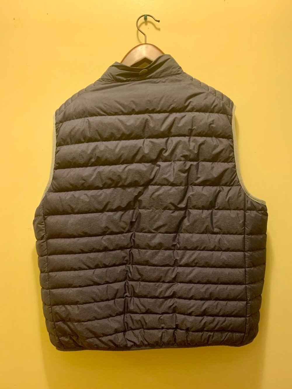 Peter Millar Men's XXL Puffer Vest Full Zip - Picture 2 of 5